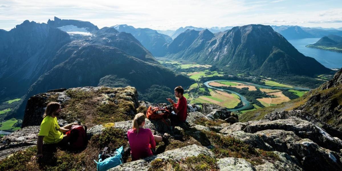 Apartment Dreamvalley Isfjorden Bagian luar foto