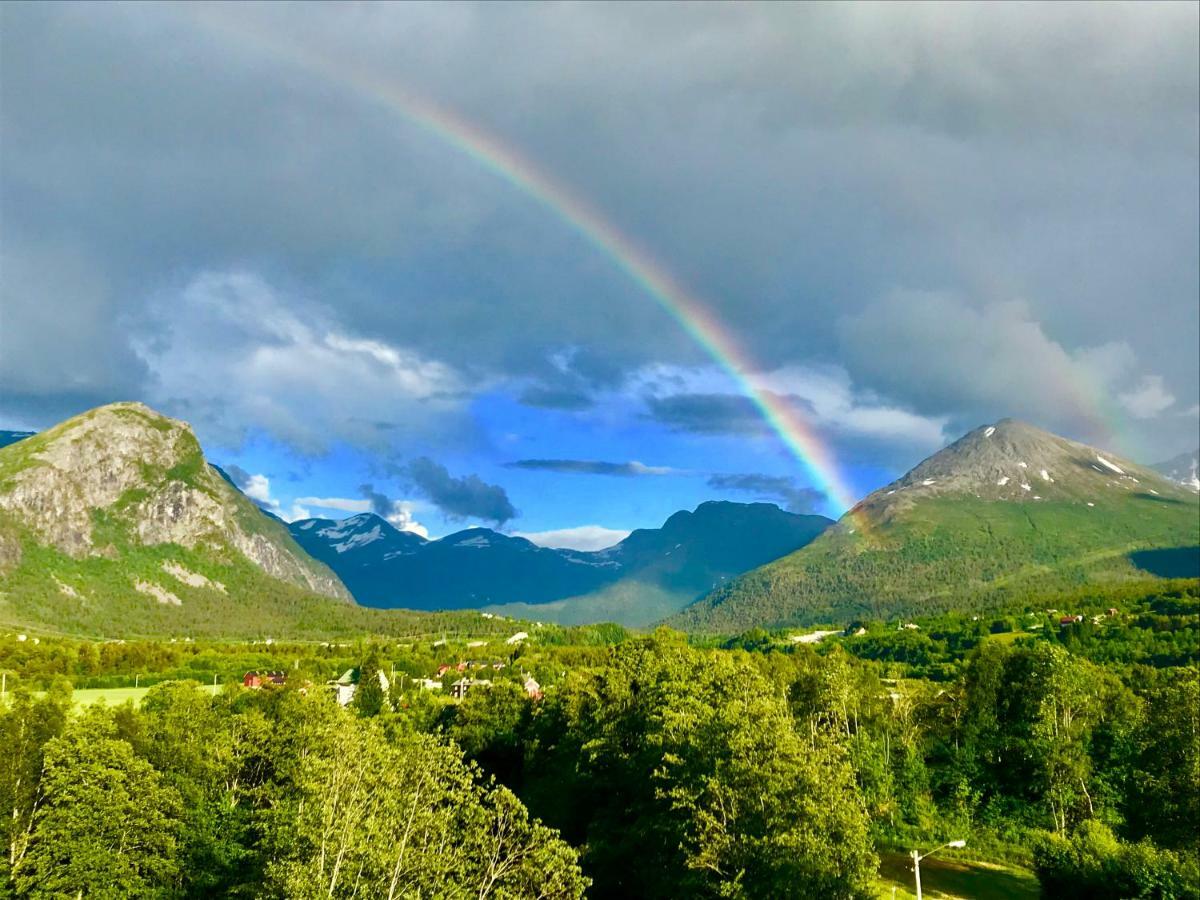 Apartment Dreamvalley Isfjorden Bagian luar foto