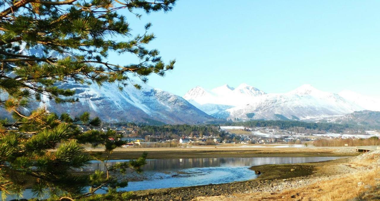 Apartment Dreamvalley Isfjorden Bagian luar foto
