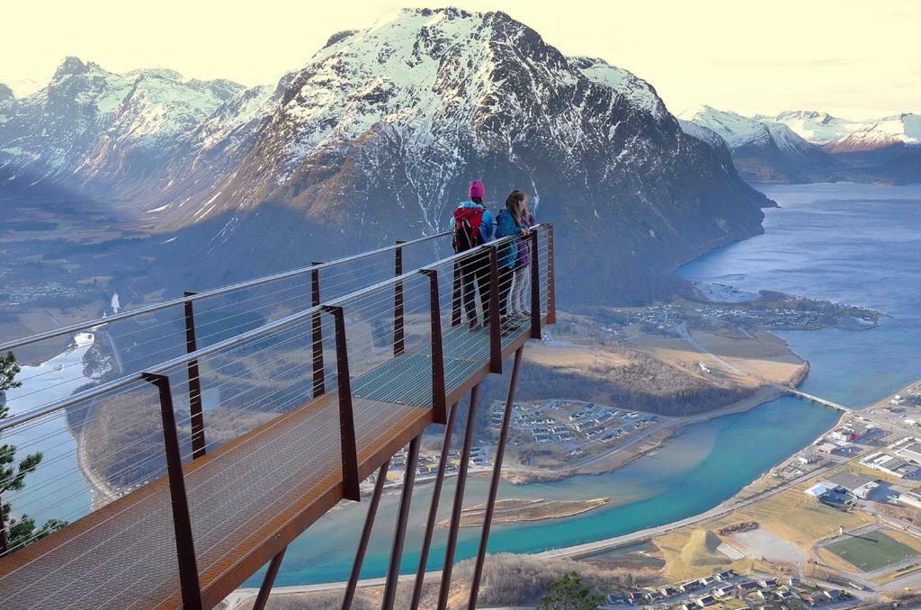 Apartment Dreamvalley Isfjorden Bagian luar foto